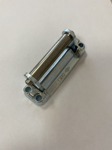 Планка ответная для замков серии 1A731, 1A721 CISA 07021.00.0 